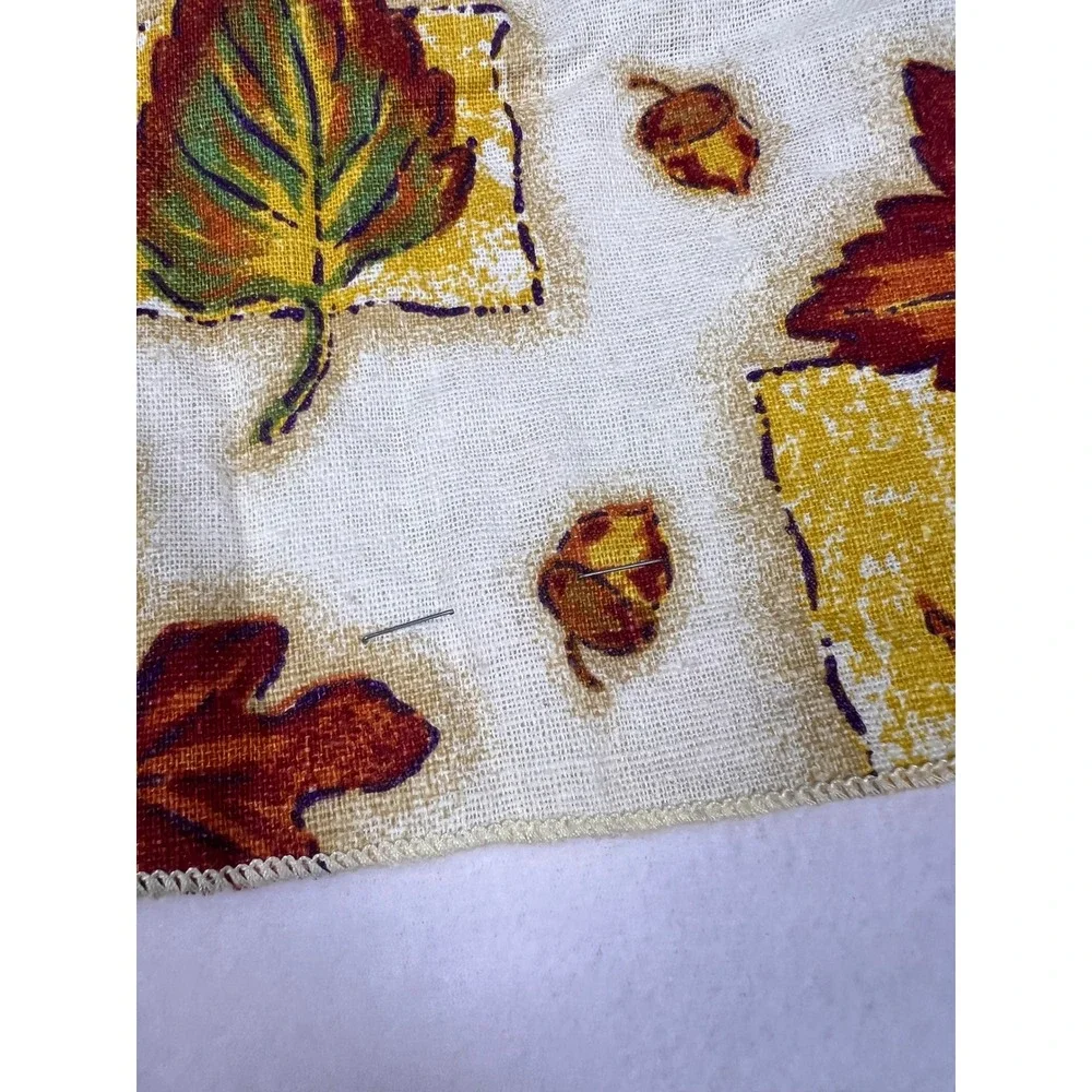 Autumn Harvest Fall Leaves Acorns Berries Fabric Napkin Table Linen‎ 13x16